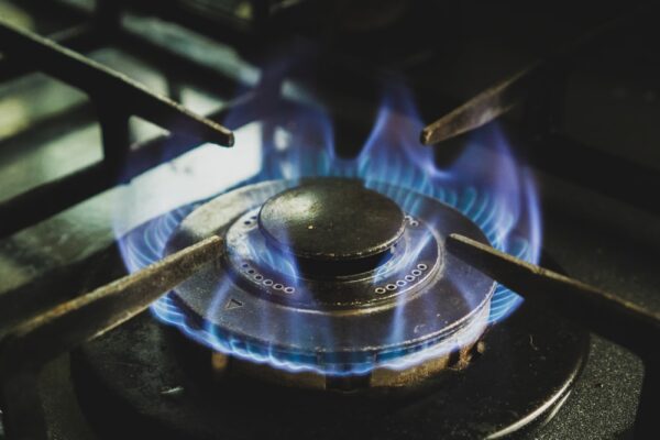 Traditional Kitchen Hob Ring on Fire in a Cavendish kitchen installed oven